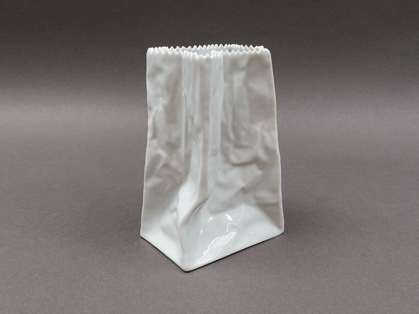 Rosenthal Germany Tapio Wirkkala Vintage Pop Art Crinkle White Paper Bag Vase 6"
