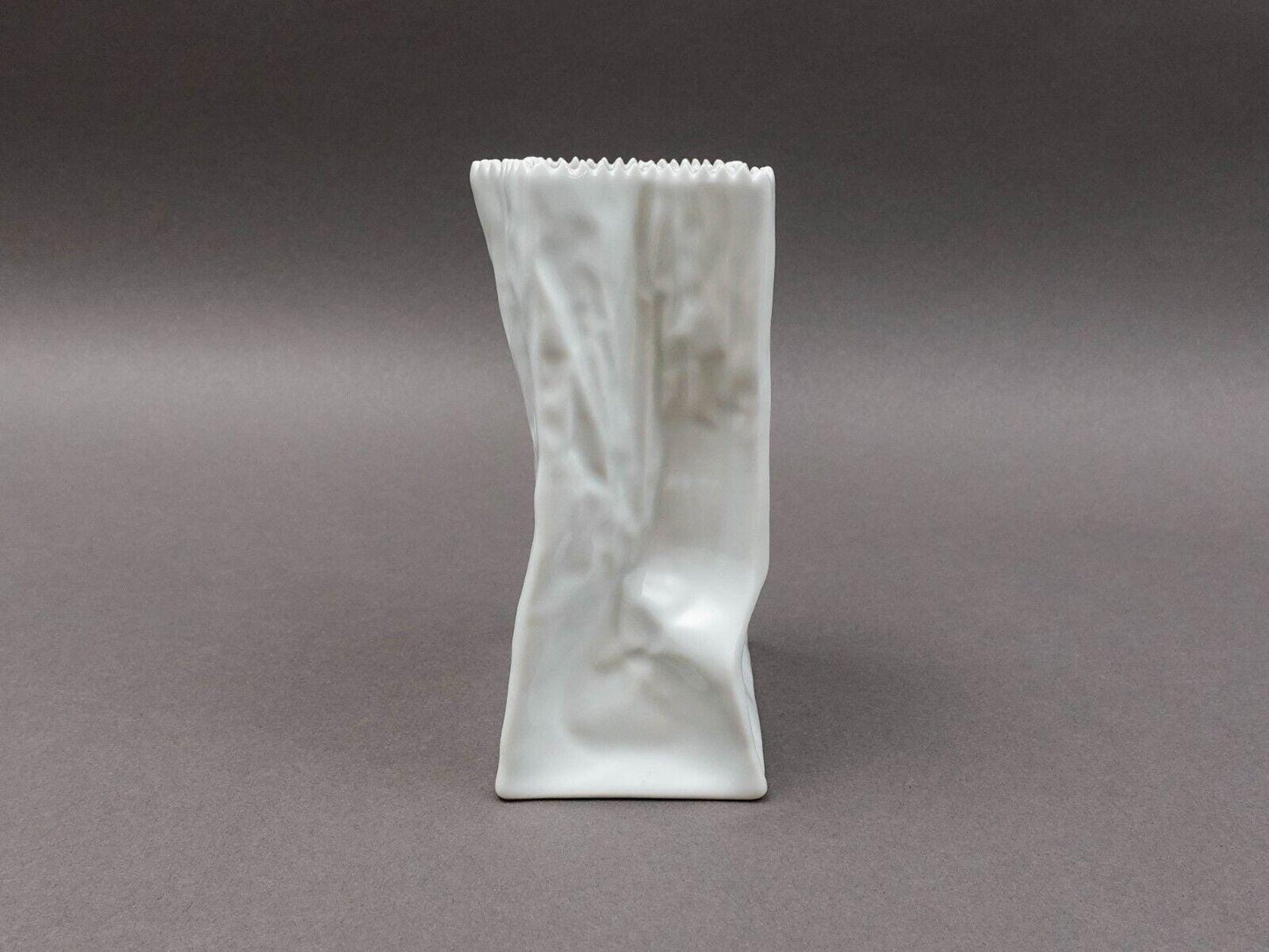 Rosenthal Germany Tapio Wirkkala Vintage Pop Art Crinkle White Paper Bag Vase 6"