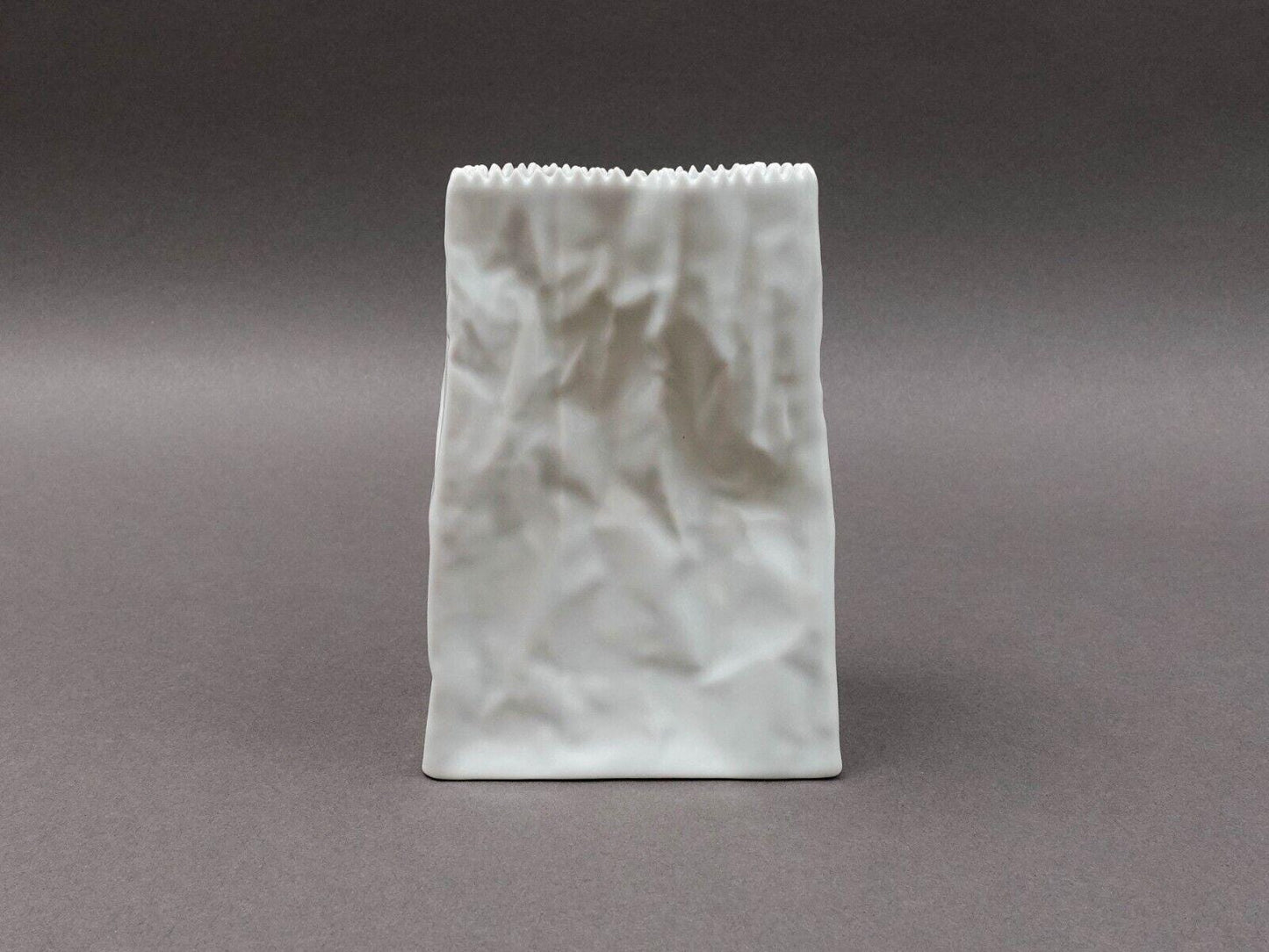 Rosenthal Germany Tapio Wirkkala Vintage Pop Art Crinkle White Paper Bag Vase 6"