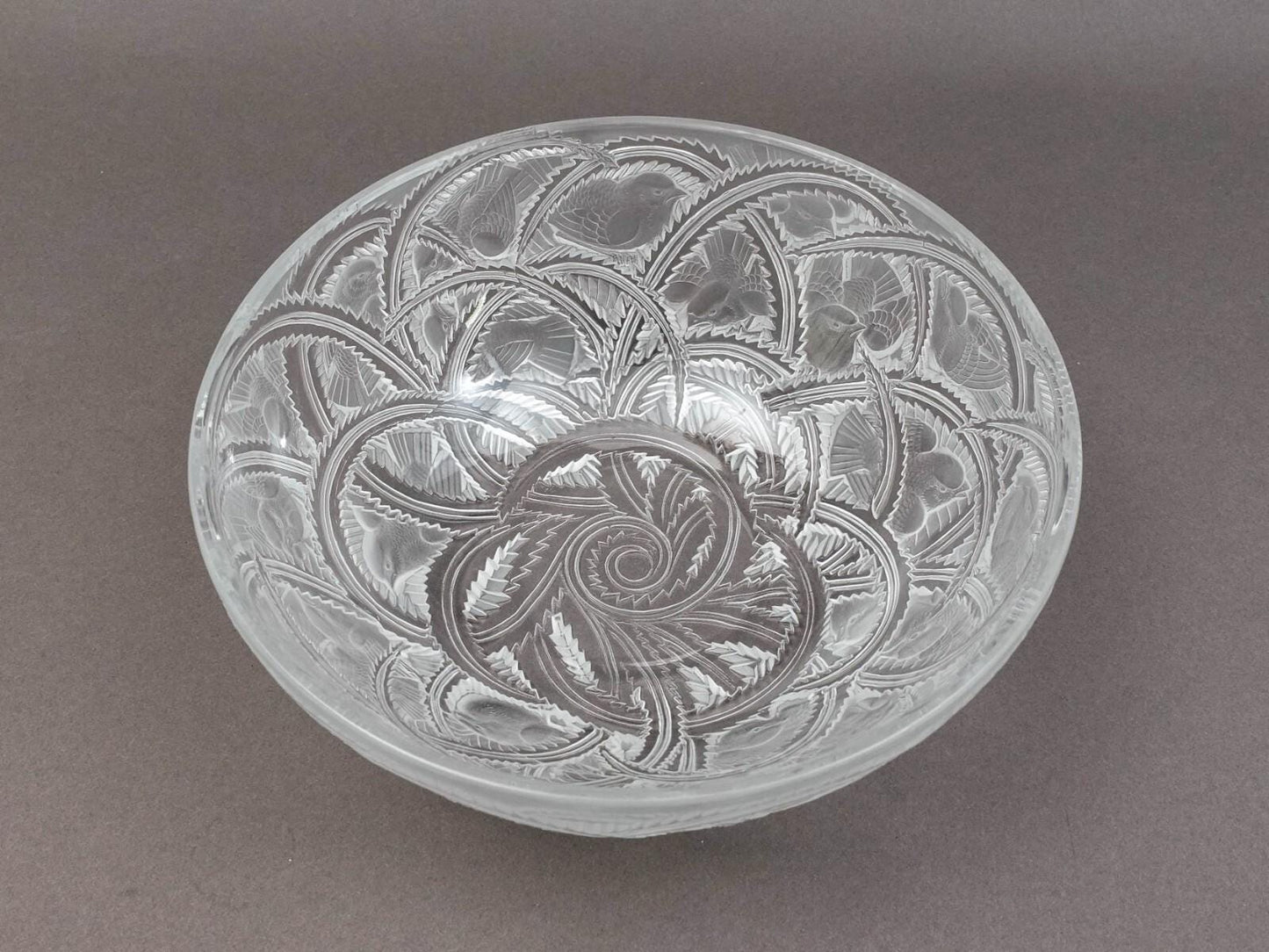 Lalique Crystal France Signed Pinsons Finches Birds Glass Centerpiece Bowl 9.25"