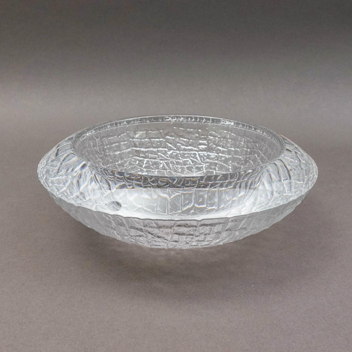 Orrefors Sweden Lars Hellsten Discus Textured Crystal Art Glass Bowl Dish 4831