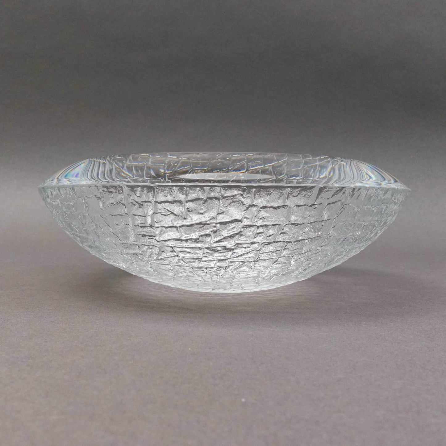 Orrefors Sweden Lars Hellsten Discus Textured Crystal Art Glass Bowl Dish 4831