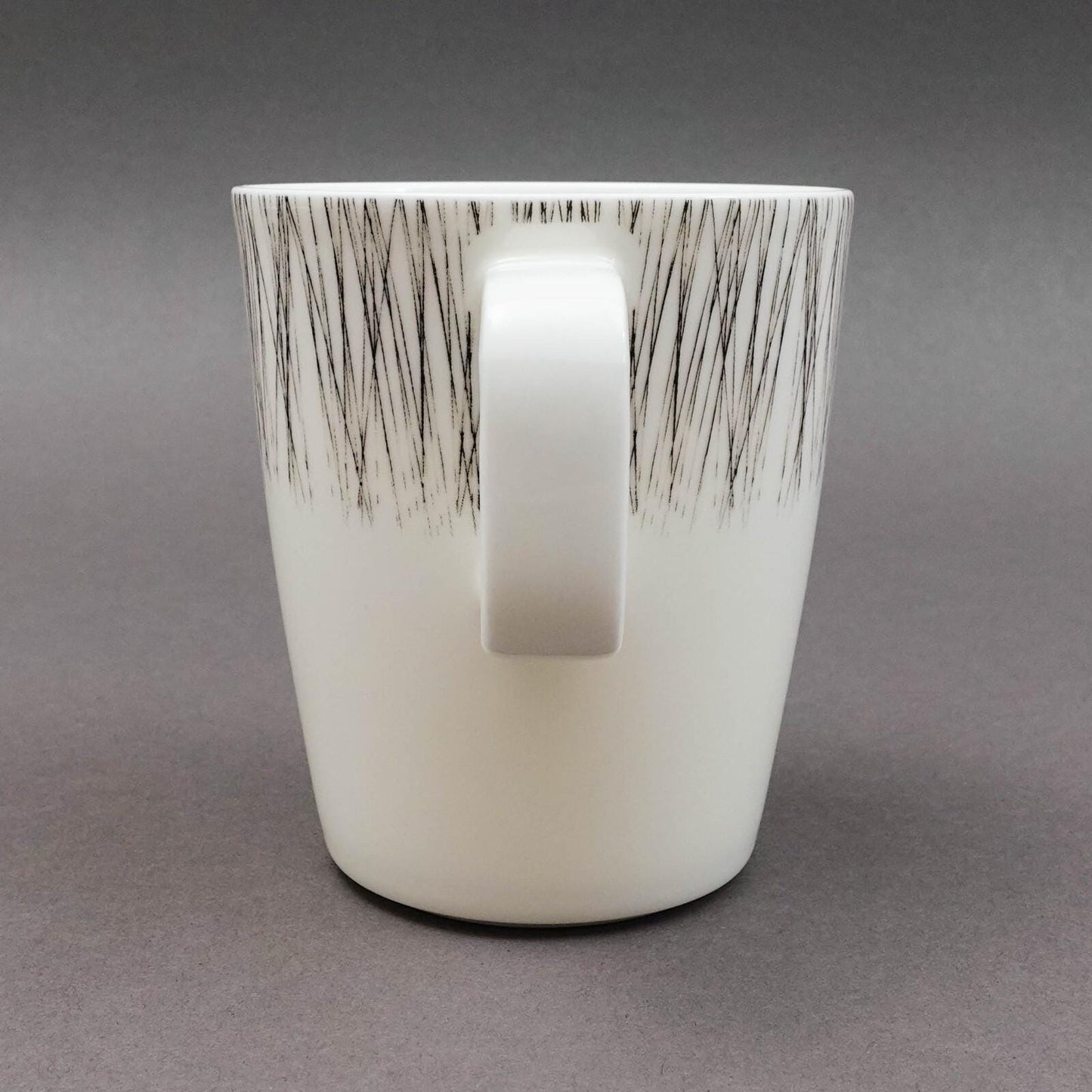 Crate & Barrel ITO Black White Porcelain Mug Cup Set Of 7
