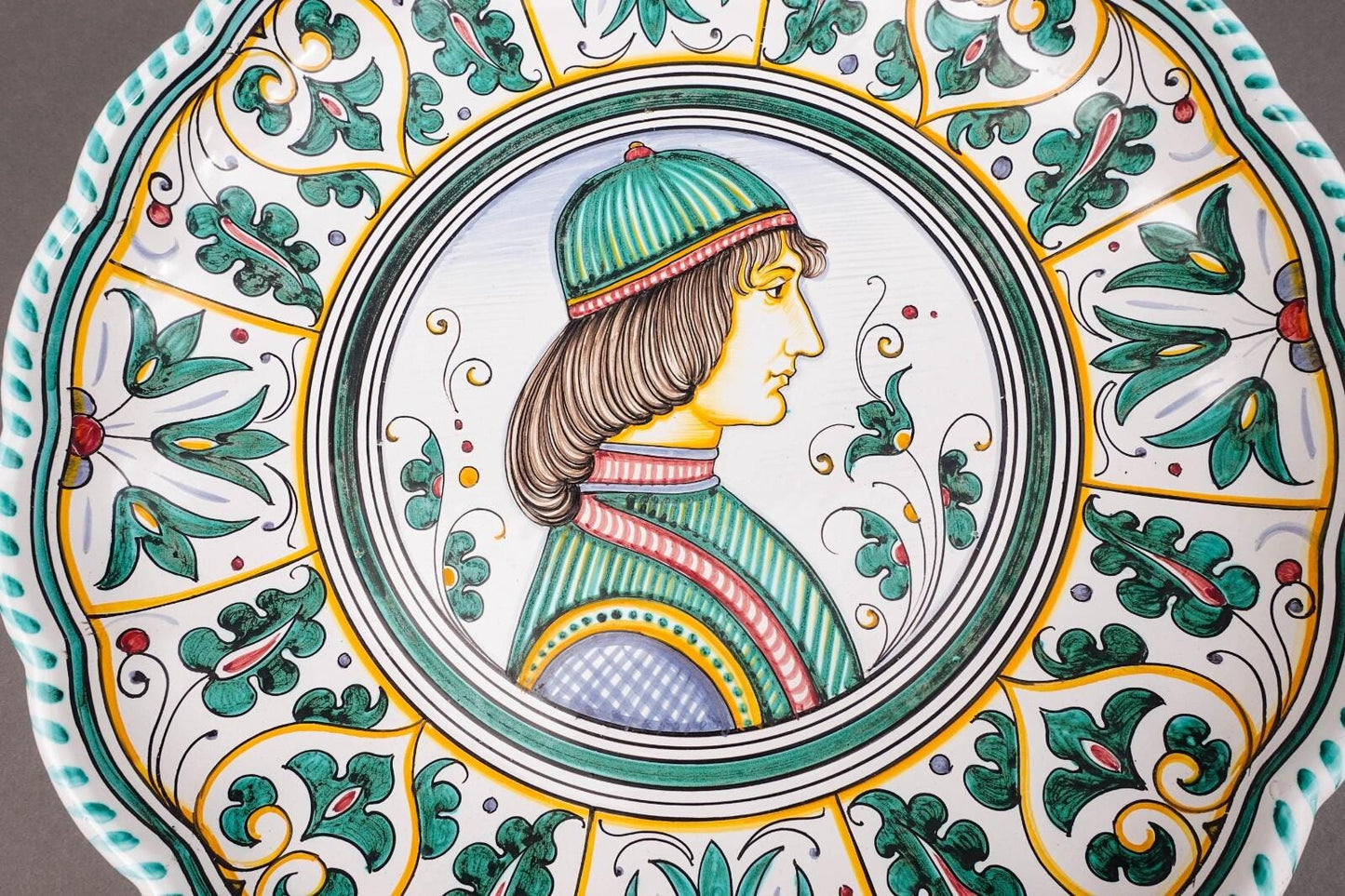Deruta taly D. Grazia Maiolica Large 15" Portrait Wall Bowl Charger Plate (Read)