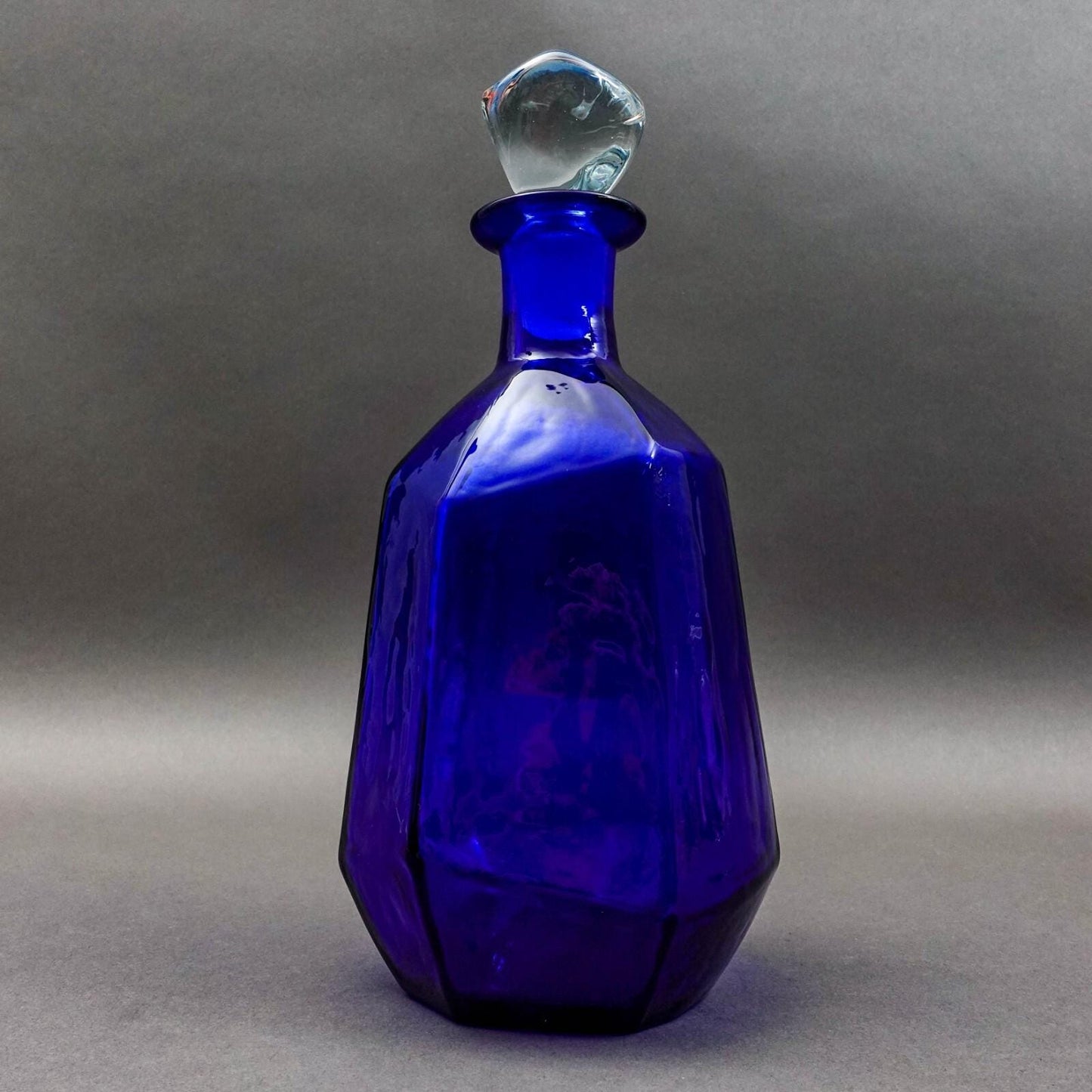 Blenko Don Sheppard 8132M Facet Line Sapphire Blue Glass Decanter With Stopper