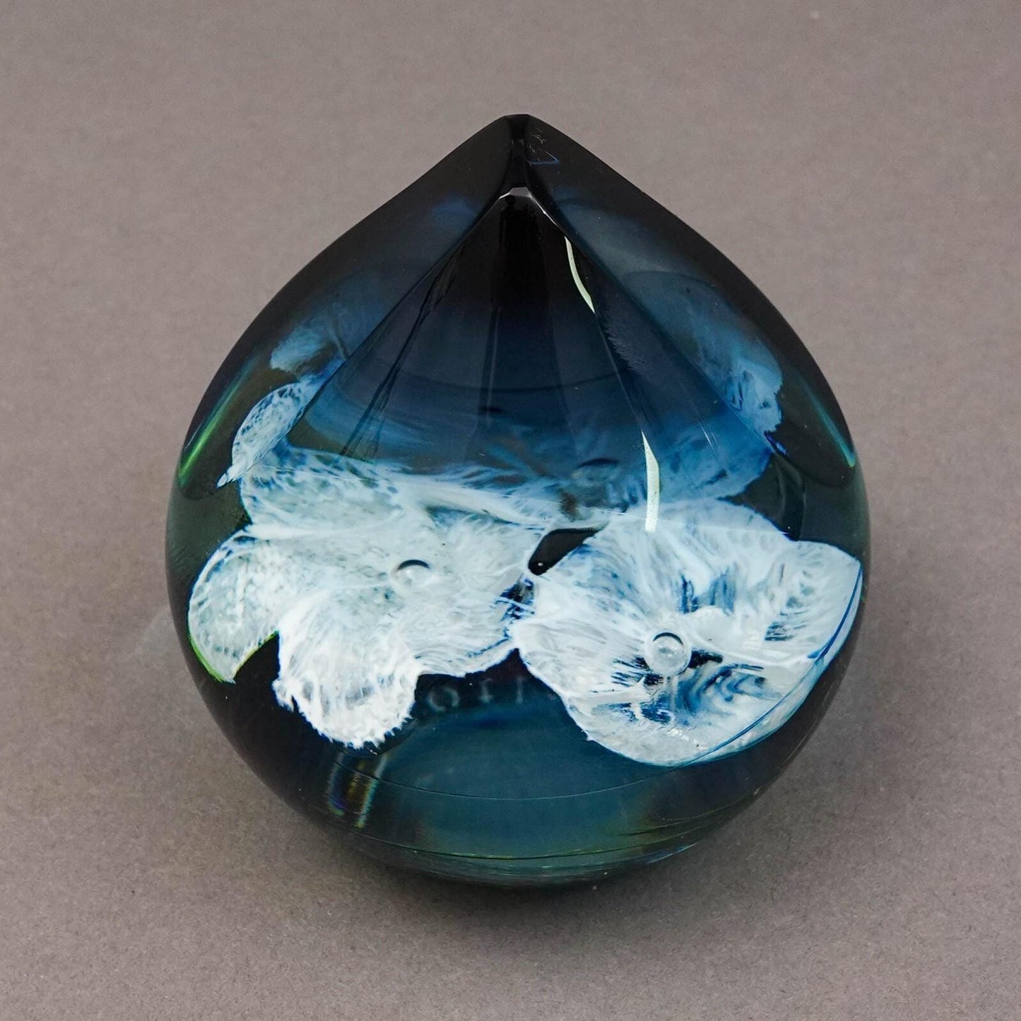 Caithness Scotland Colin Terris Water Lilies  Art Glass Paperweight LE 81/250