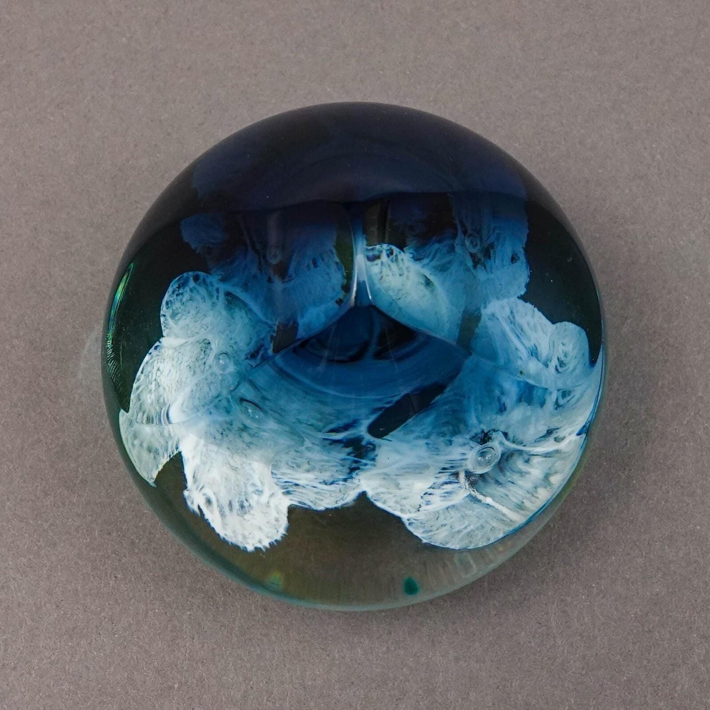 Caithness Scotland Colin Terris Water Lilies  Art Glass Paperweight LE 81/250