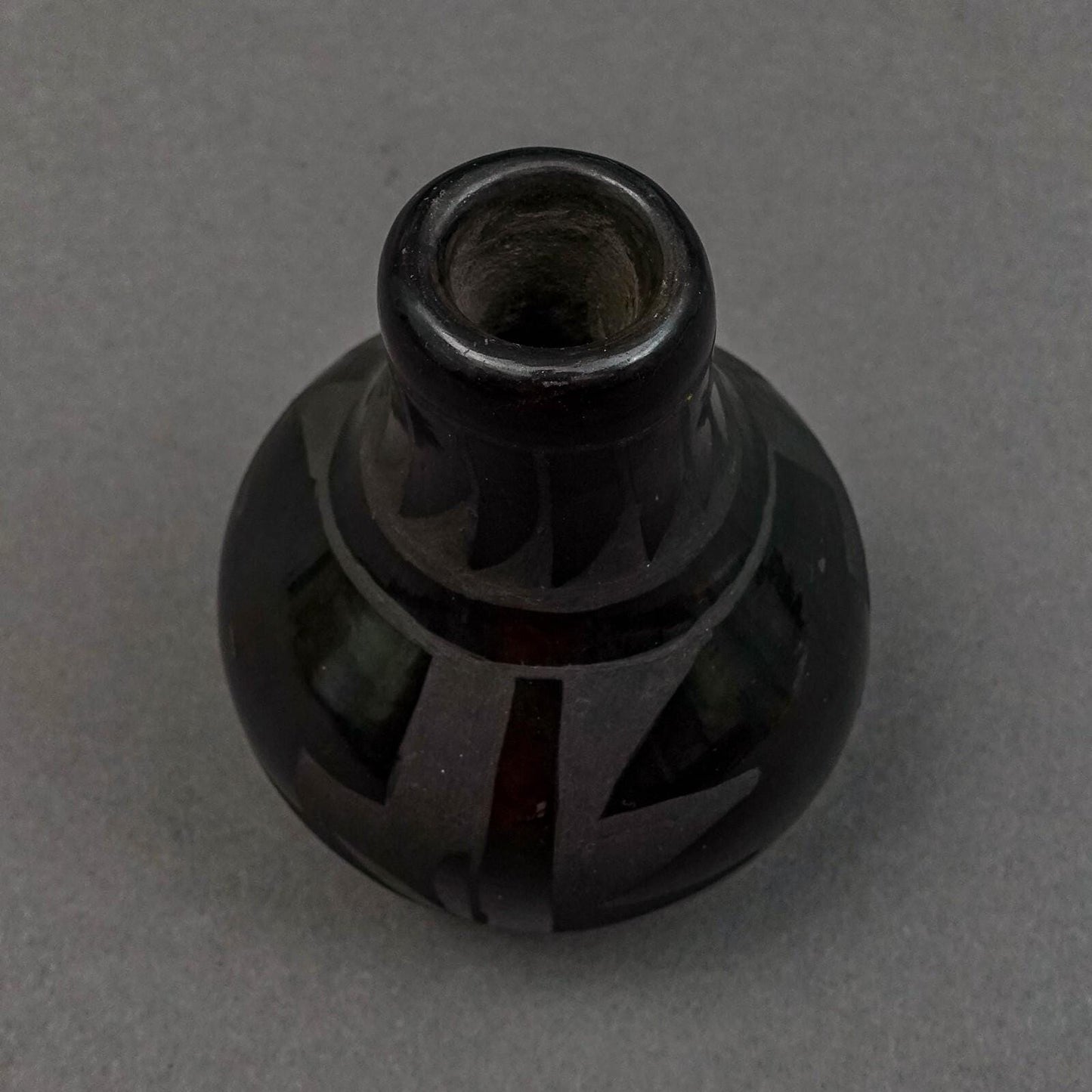 Belua Suazo Santa Clara Pueblo Signed Black Pottery Small Bud Vase 3 1/2"