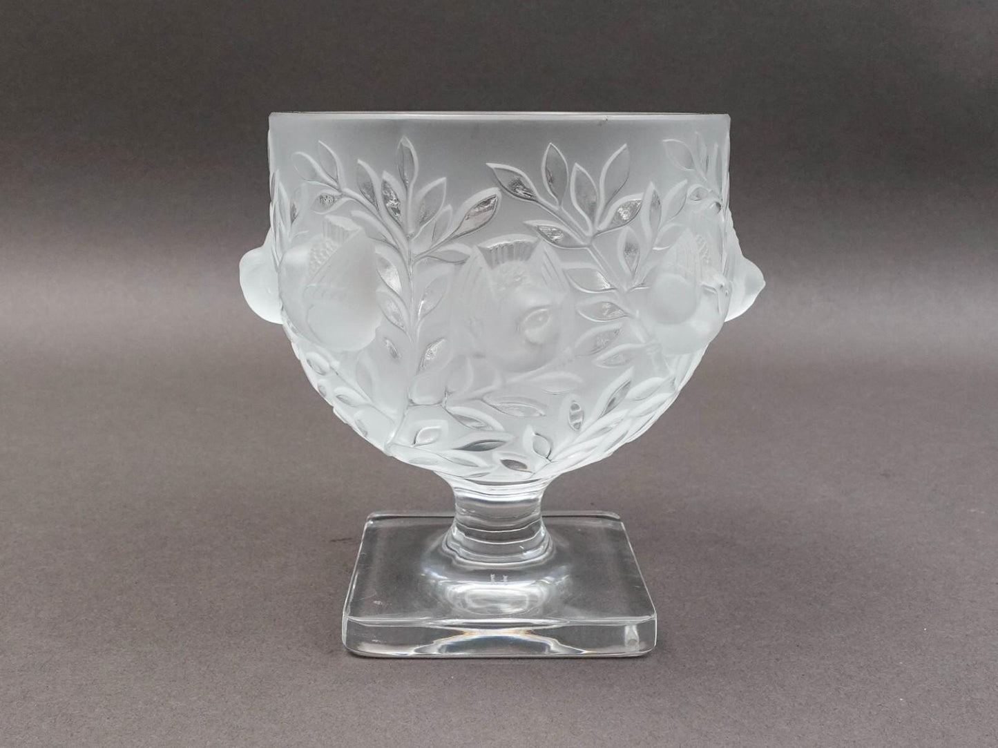 Lalique France Elisabeth Sparrow Birds Frosted Crystal Compote Footed Bowl Vase