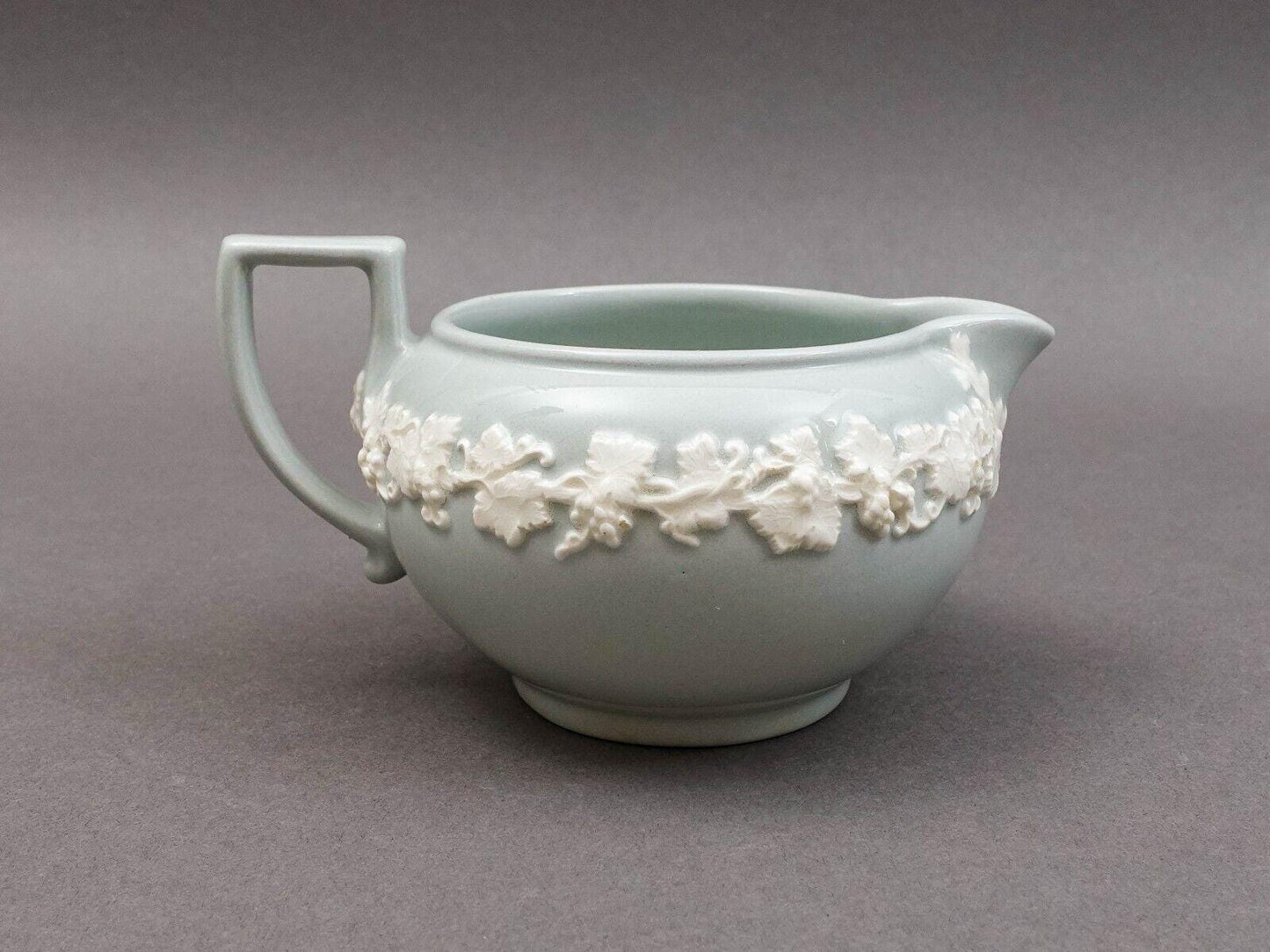 Wedgwood England Vintage Embossed Queensware Cream On Gray Creamer Rare