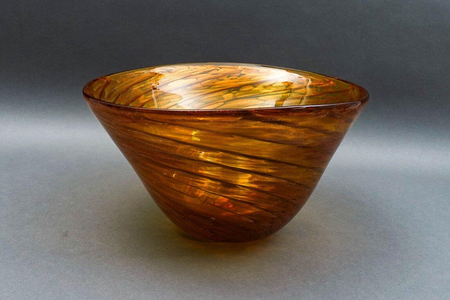 Cristalleria Stile D'Arte Murano Aventurine Swirl Art Glass Centerpiece Bowl