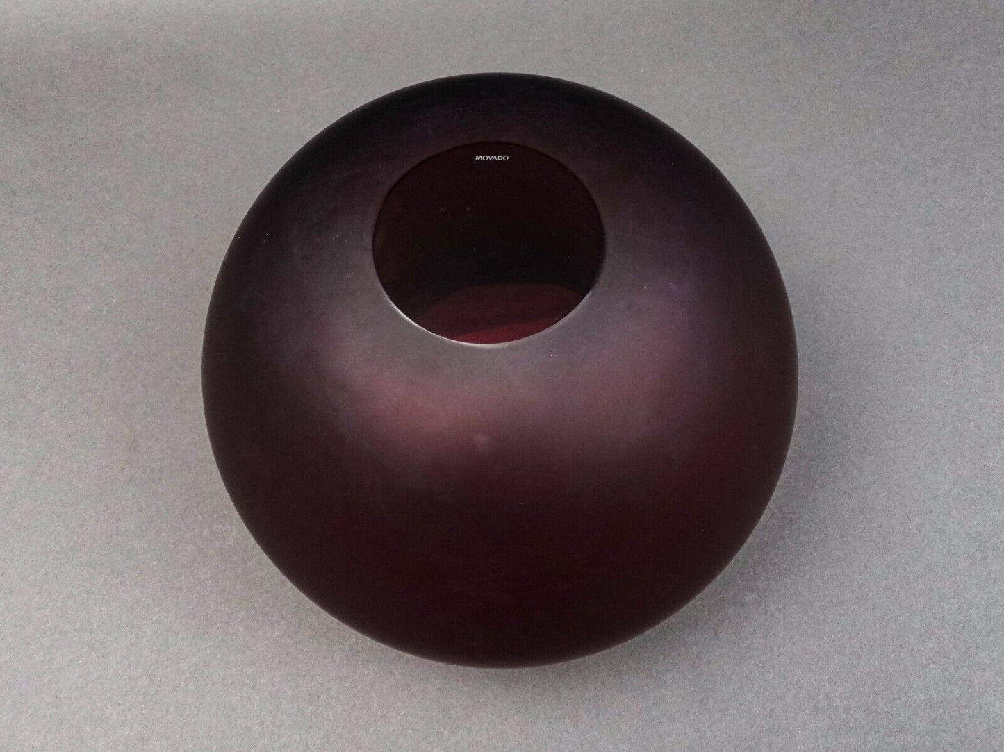 Movado Crystal Signed Amethyst Satin Art Glass Centerpiece Bowl Vase 8"