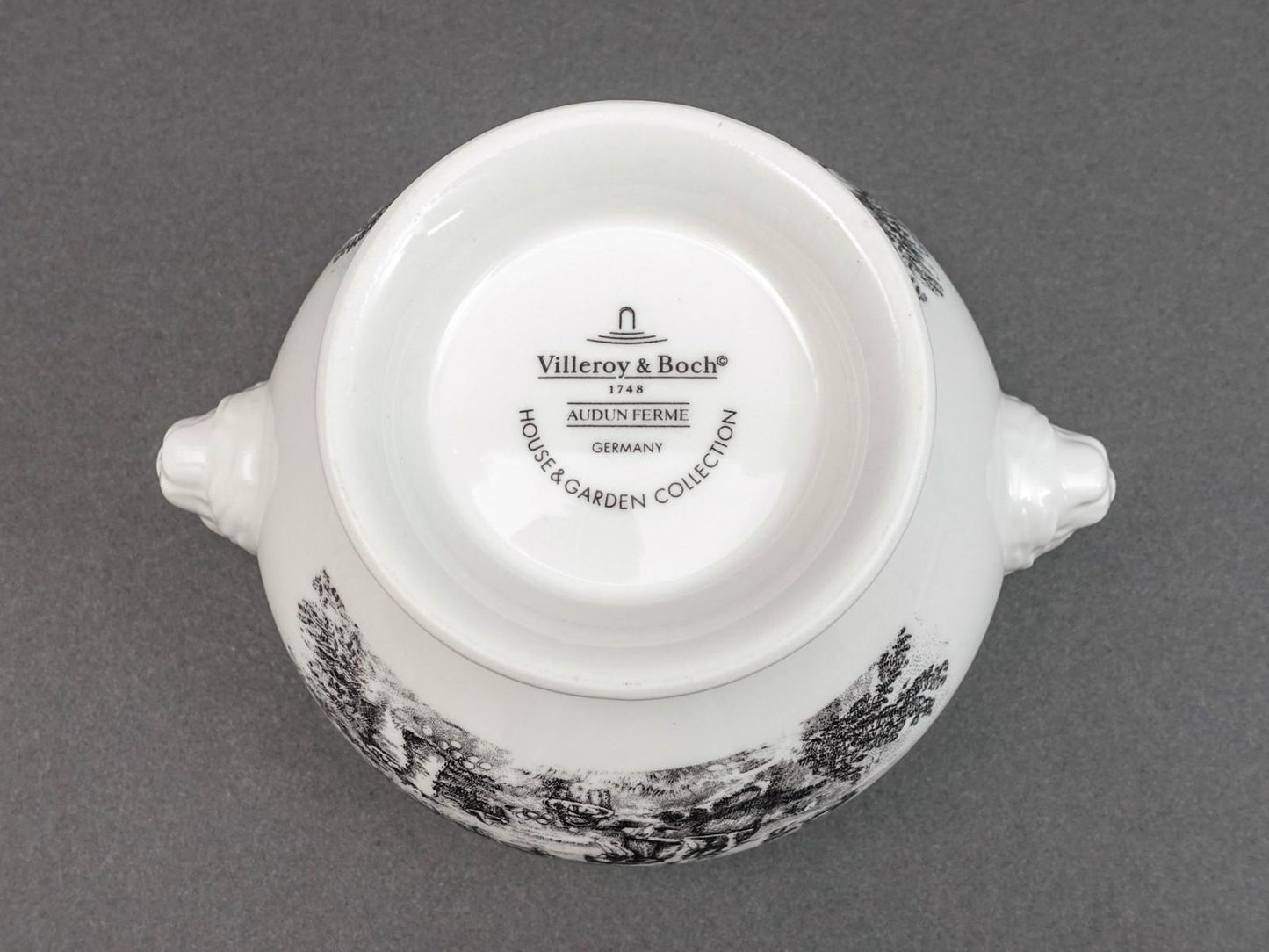 Villeroy & Boch Germany Audun Ferme Lion Head Handled Porcelain Soup Bowl