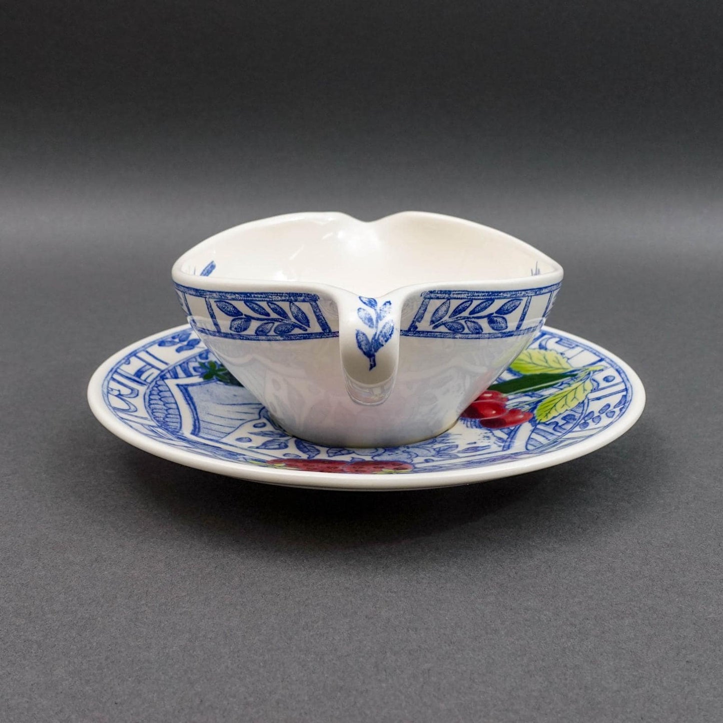 Gien France Oiseau Bleu Birds Fruits Gravy Sauce Boat & Underplate