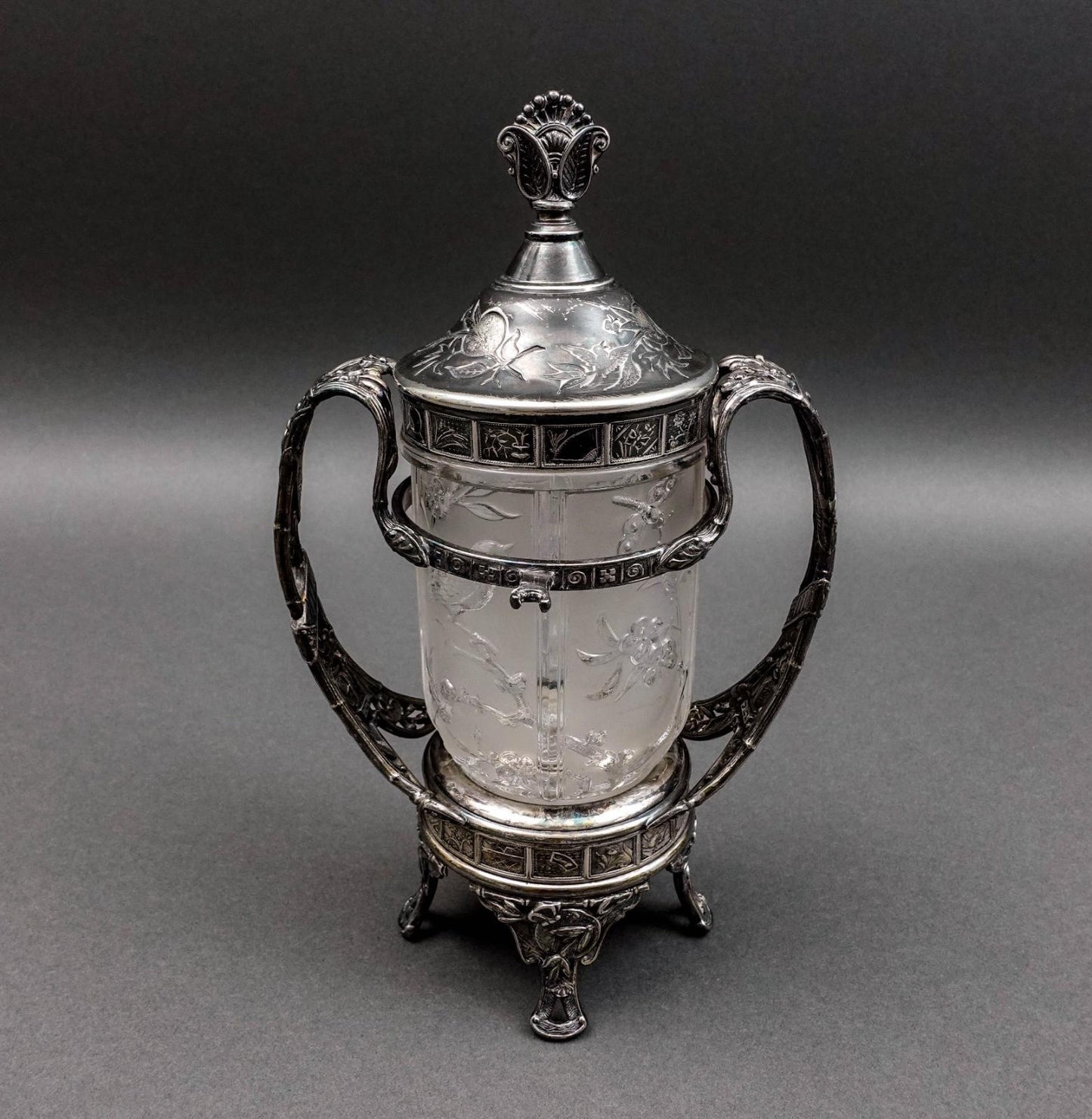 Reed & Barton Antique Silver Plate Glass Pickle Castor #1310 (No Fork)