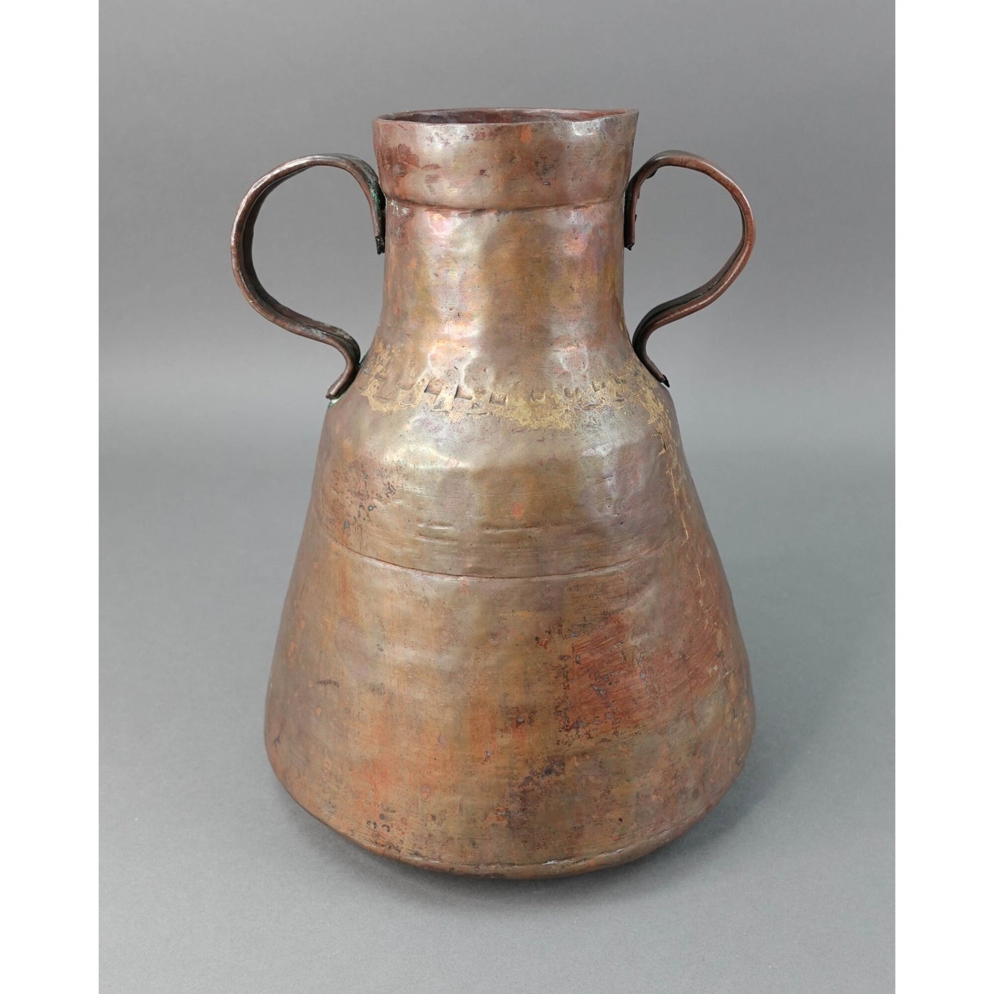 Antique Large Hand Hammered Copper Handled Urn Jug Vessel Pot Vase Dovetailed