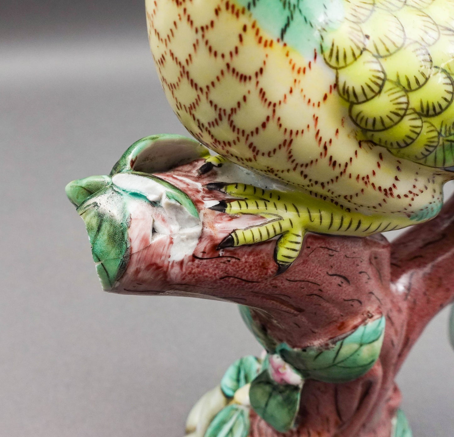 Pair Parrot Pheonix Peacock Pheasant Bird Pottery Figurine Book Sculpture (Read)