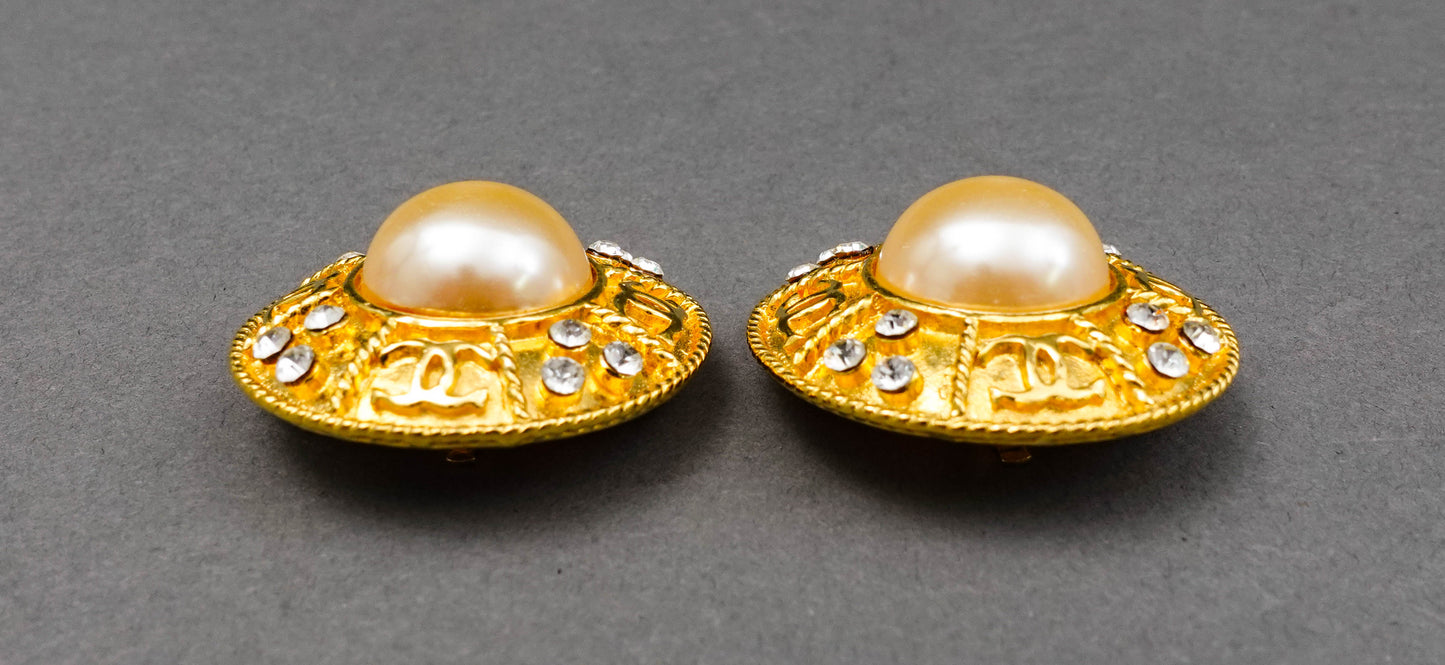 Chanel Vintage CC Logo Round Gold Tone Faux Mabe Pearl Rhinestone Clip Earrings