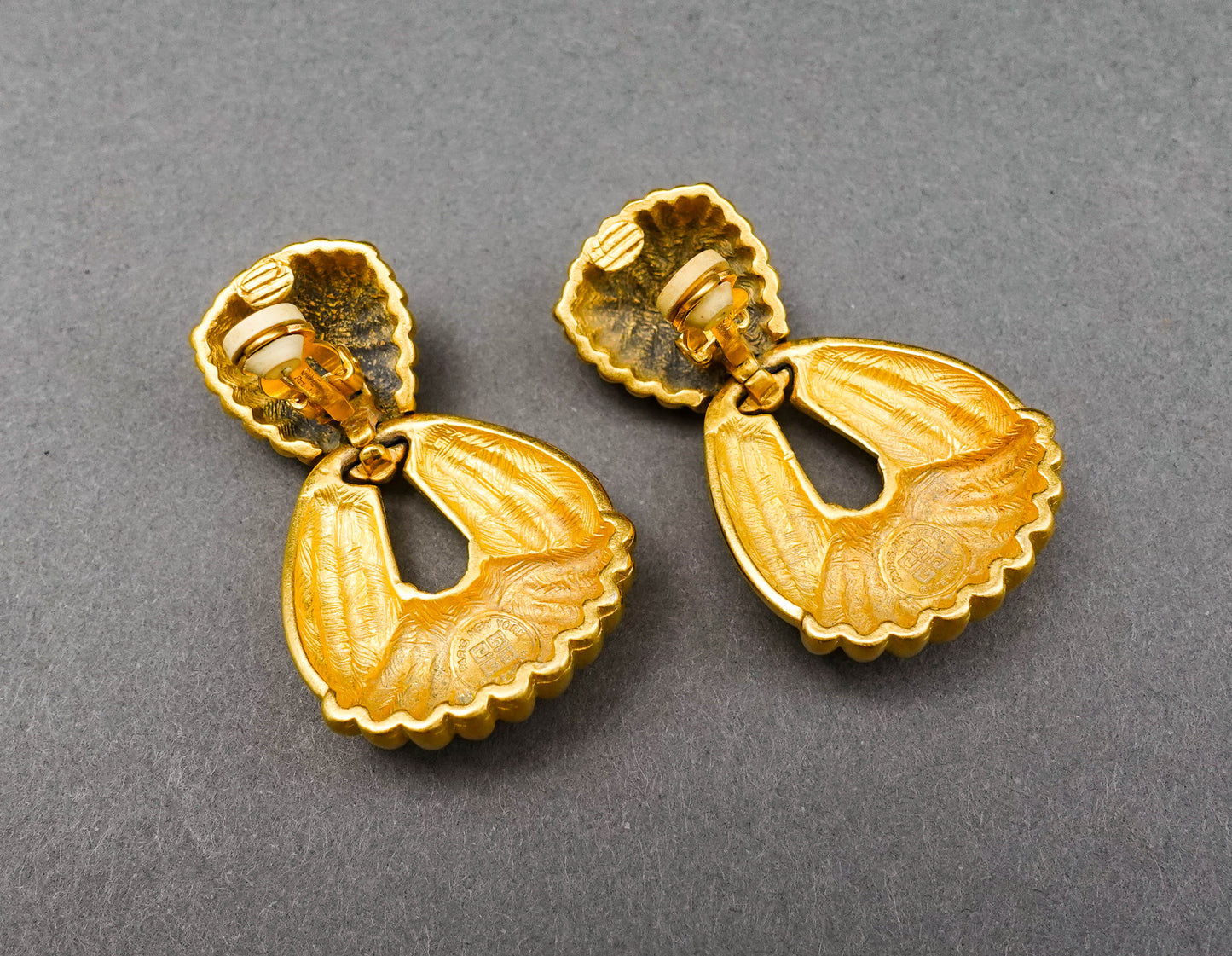 Givenchy Vintage Large Gold Tone Dangle Drop Door Knocker Runway Clip Earrings