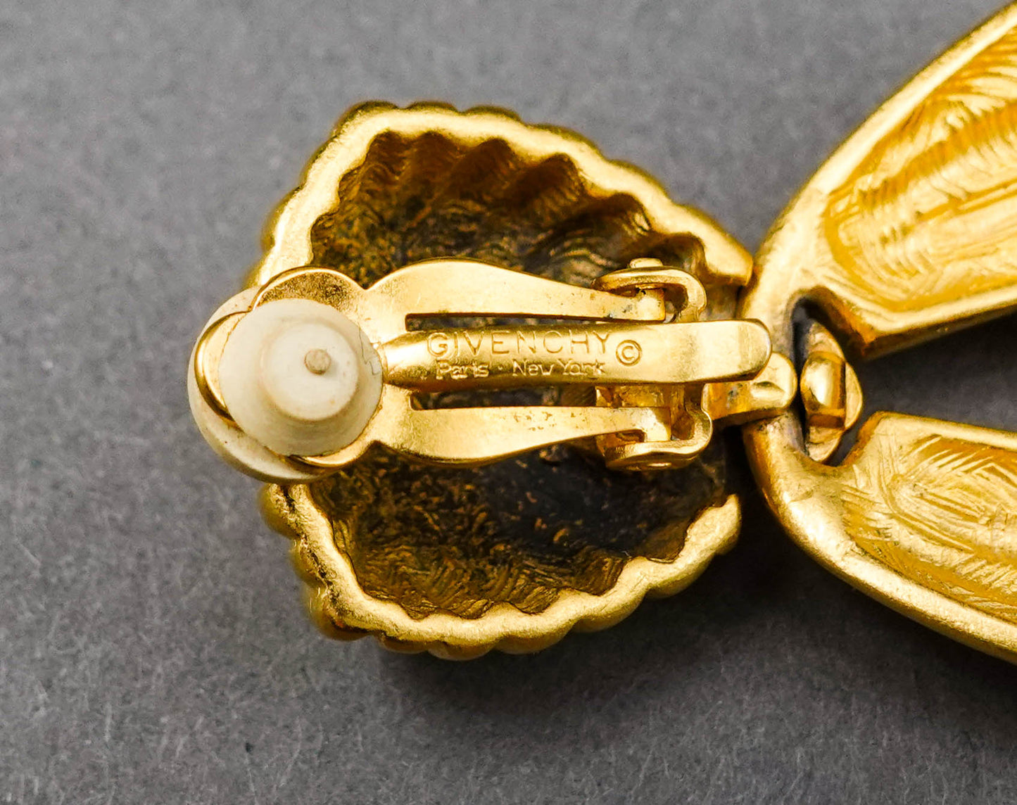 Givenchy Vintage Large Gold Tone Dangle Drop Door Knocker Runway Clip Earrings