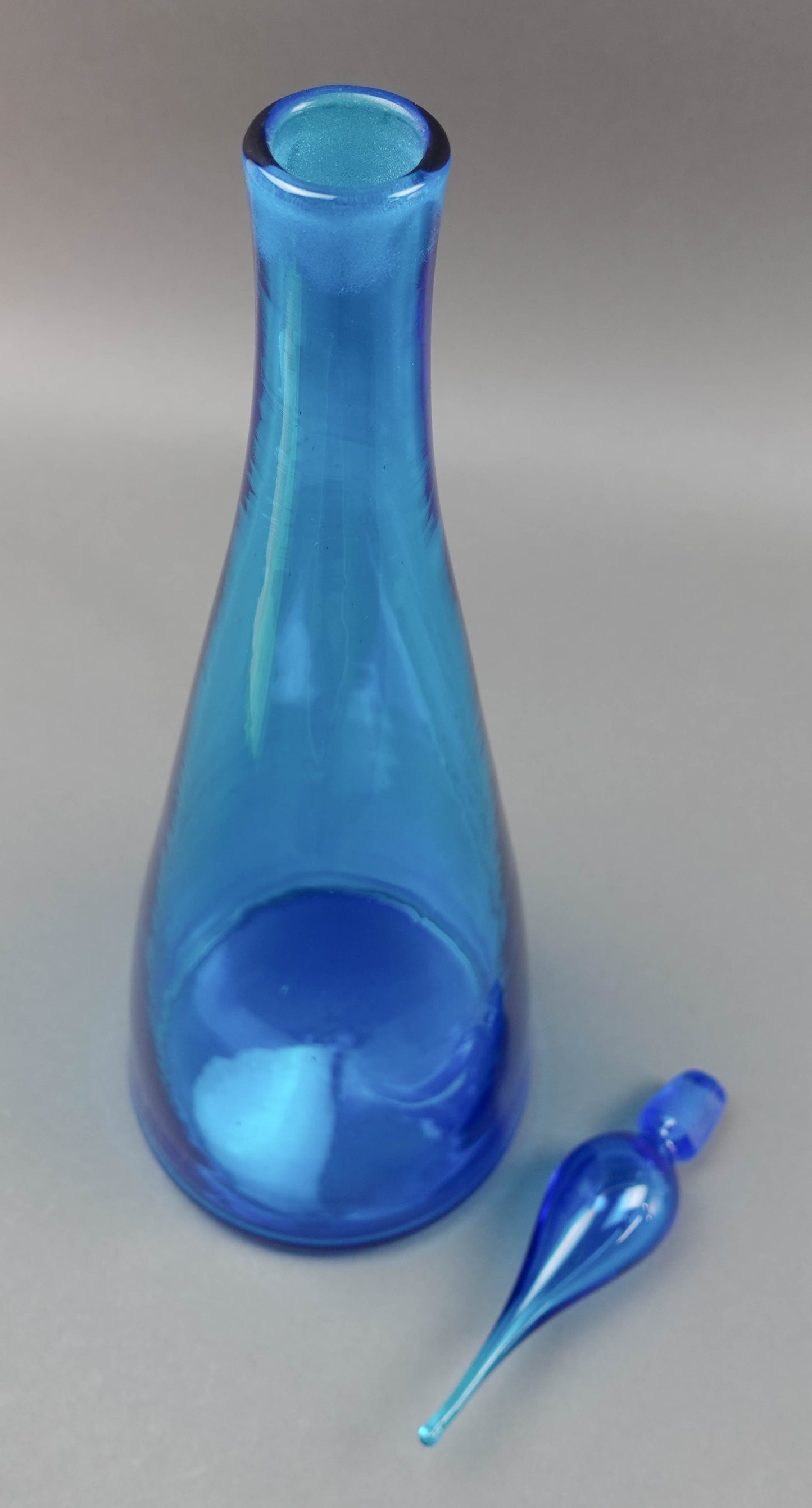 Blenko By Winslow Anderson MCM Blue Glass Decanter Bottle With Stopper # 920-L