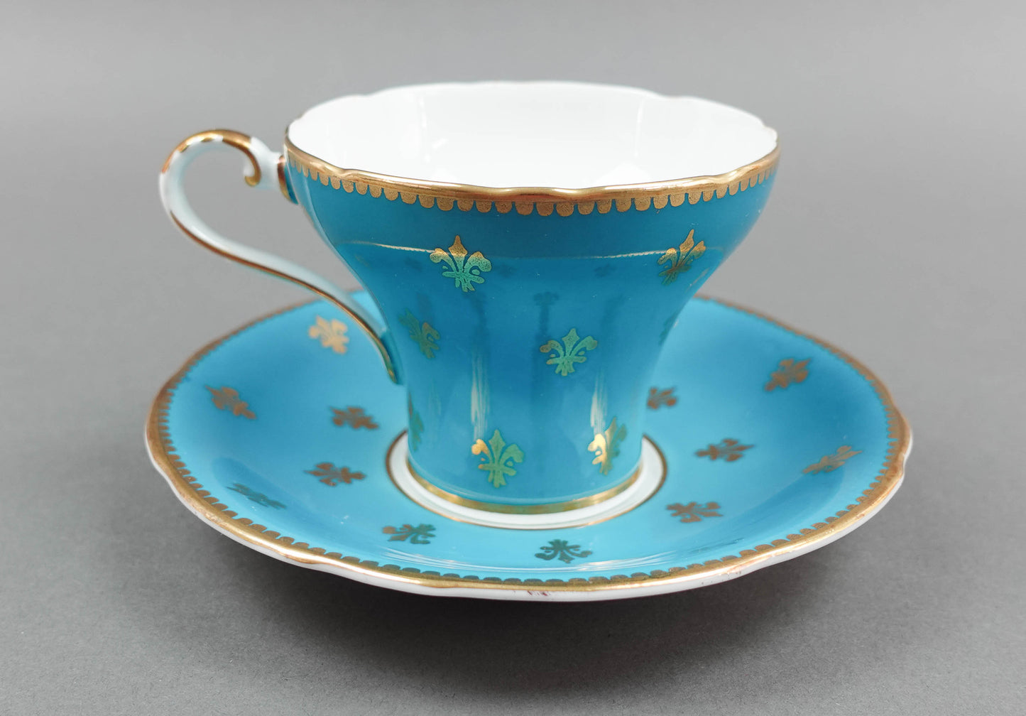 Aynsley England Cabbage Rose Turquoise Blue Gold Fleur De Lis Cup & Saucer C1022