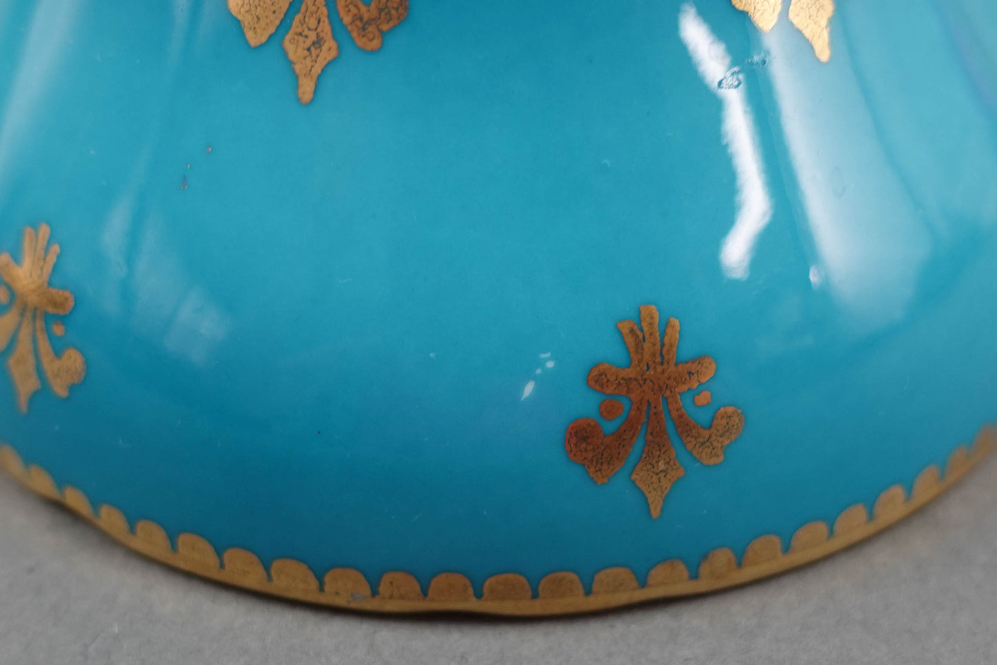 Aynsley England Cabbage Rose Turquoise Blue Gold Fleur De Lis Cup & Saucer C1022