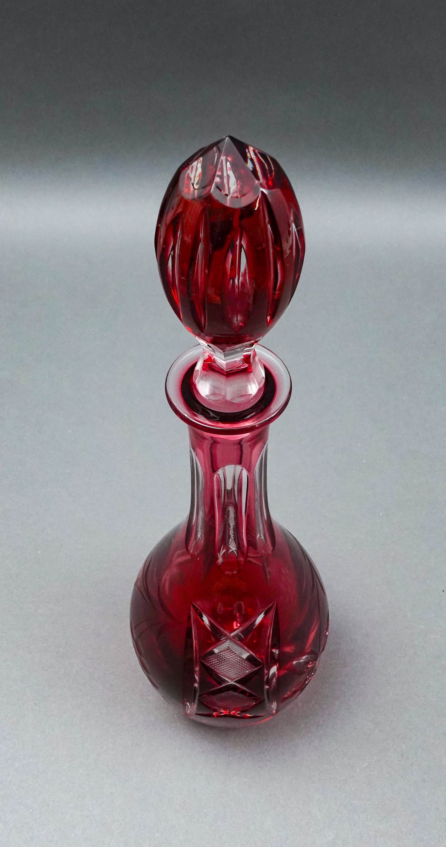 Natchtmann Bleikristall Crystal Germany Cranberry Cut To Clear Glass Decanter