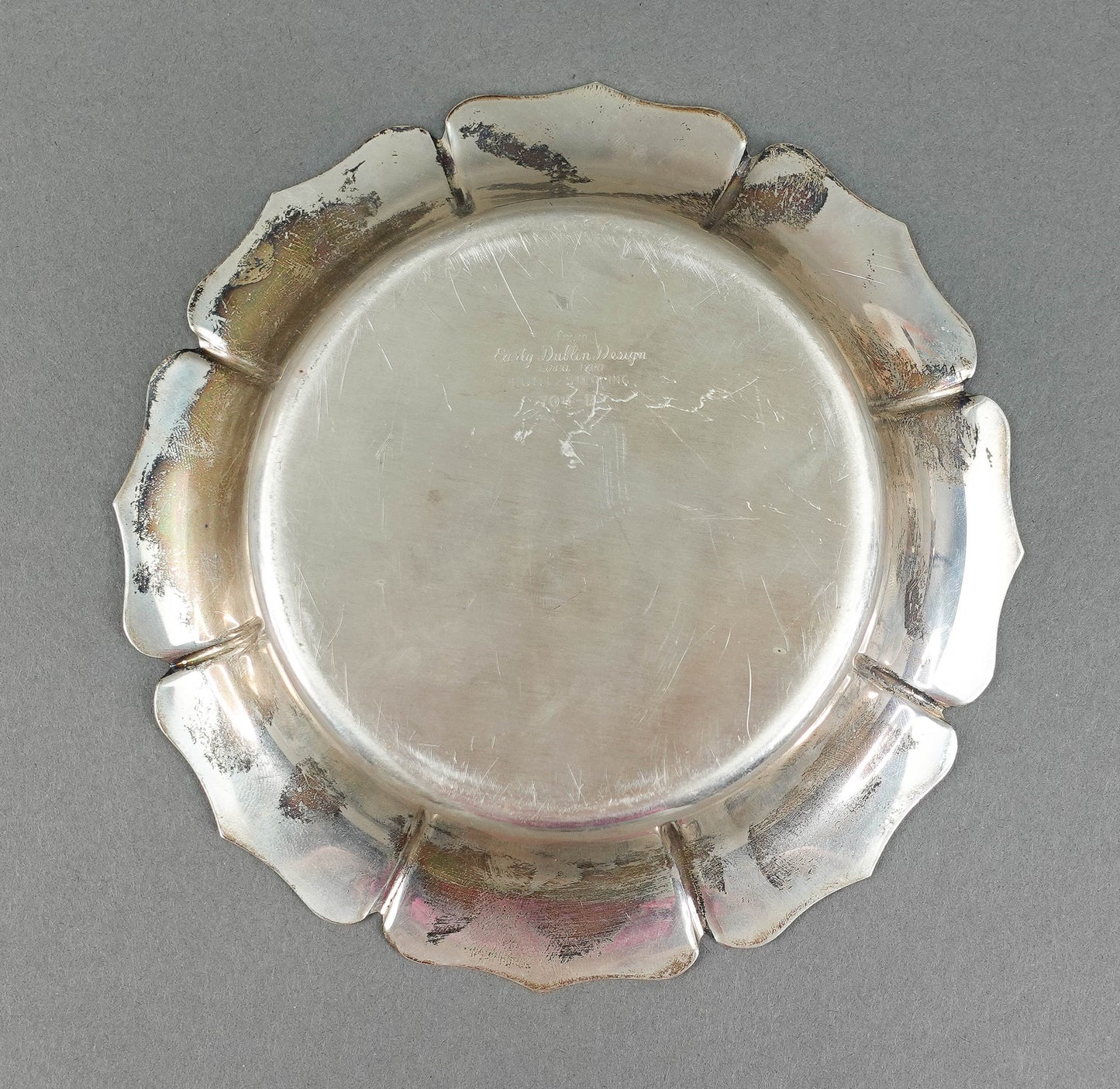 Lunt Sterling Silver 704-D Early Dublin Design Circa 1720 Scalloped Dish 123 Gr