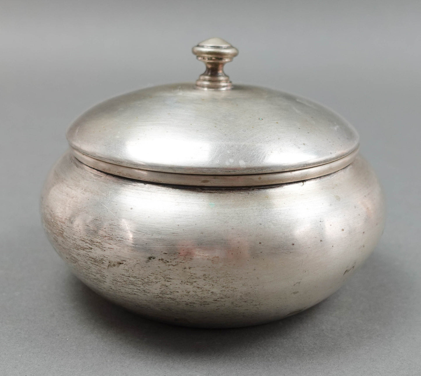 Vintage 800 Silver Hallmarked Round Finial Lidded Trinket Jewlery Box 225 Grams