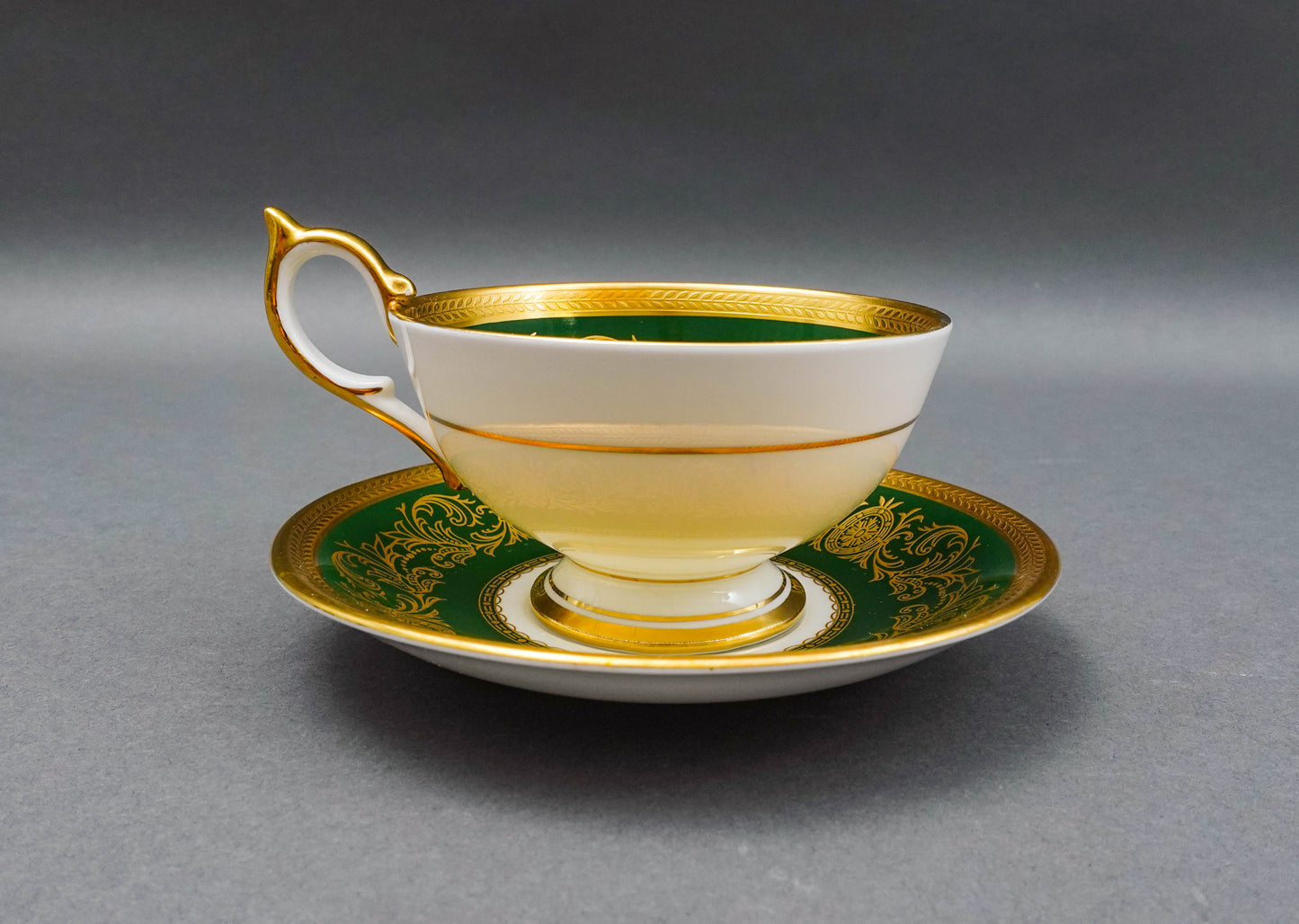 Aynsley England Imperial 193 Laurel Green Gold Cup & Saucer Set
