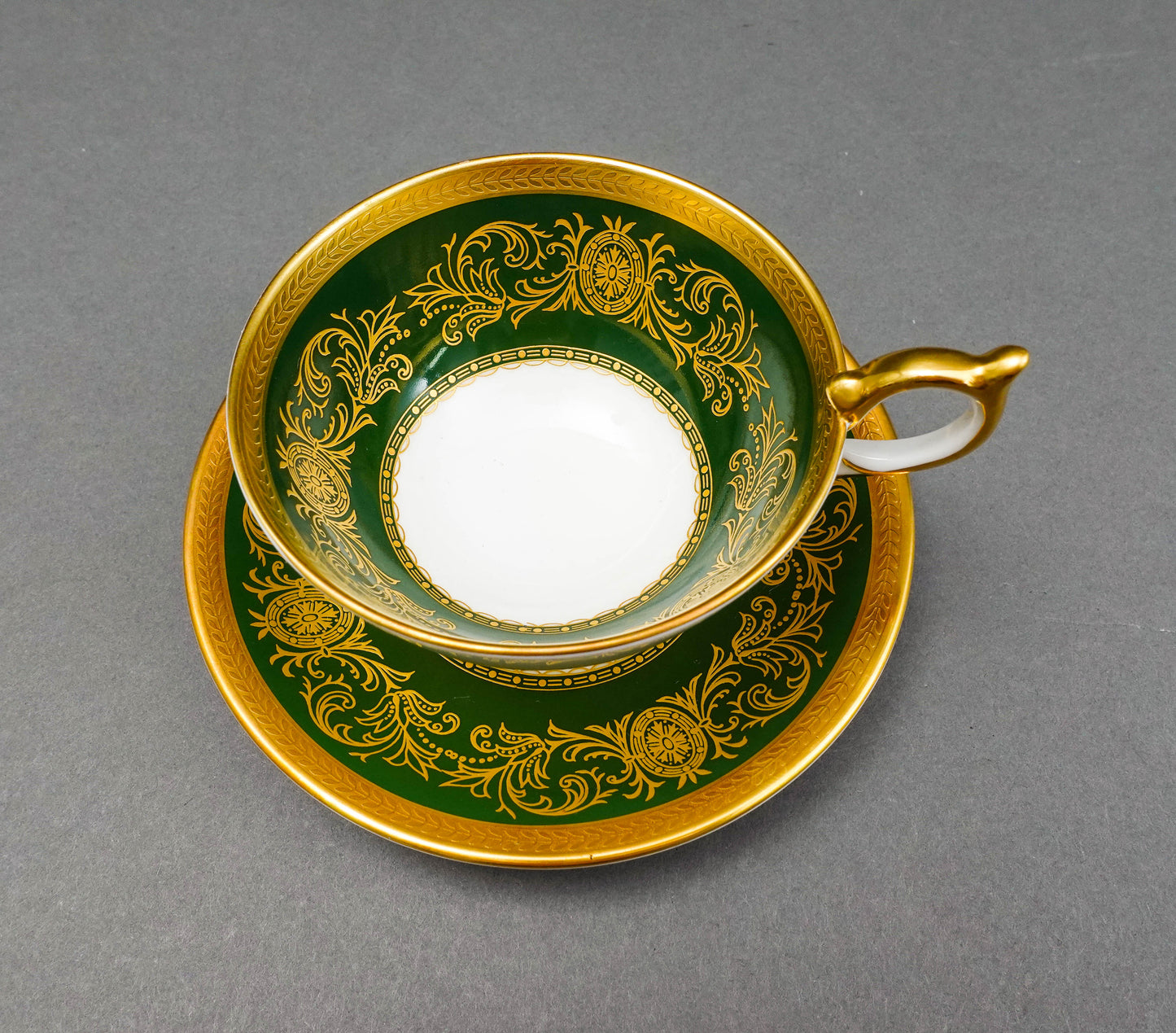 Aynsley England Imperial 193 Laurel Green Gold Cup & Saucer Set