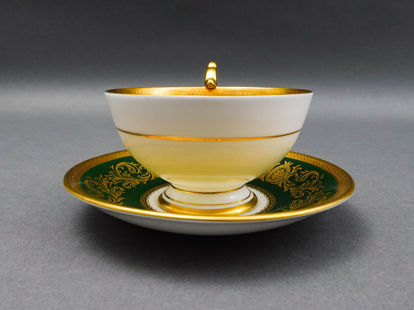 Aynsley England Imperial 193 Laurel Green Gold Cup & Saucer Set