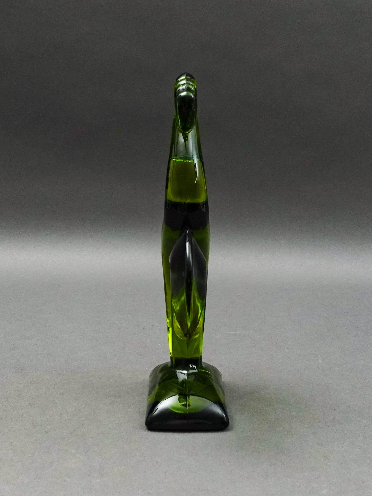 Viking Glass Epic Line Avocado Green Kellogg Rooster Sculpture 9 1/2"