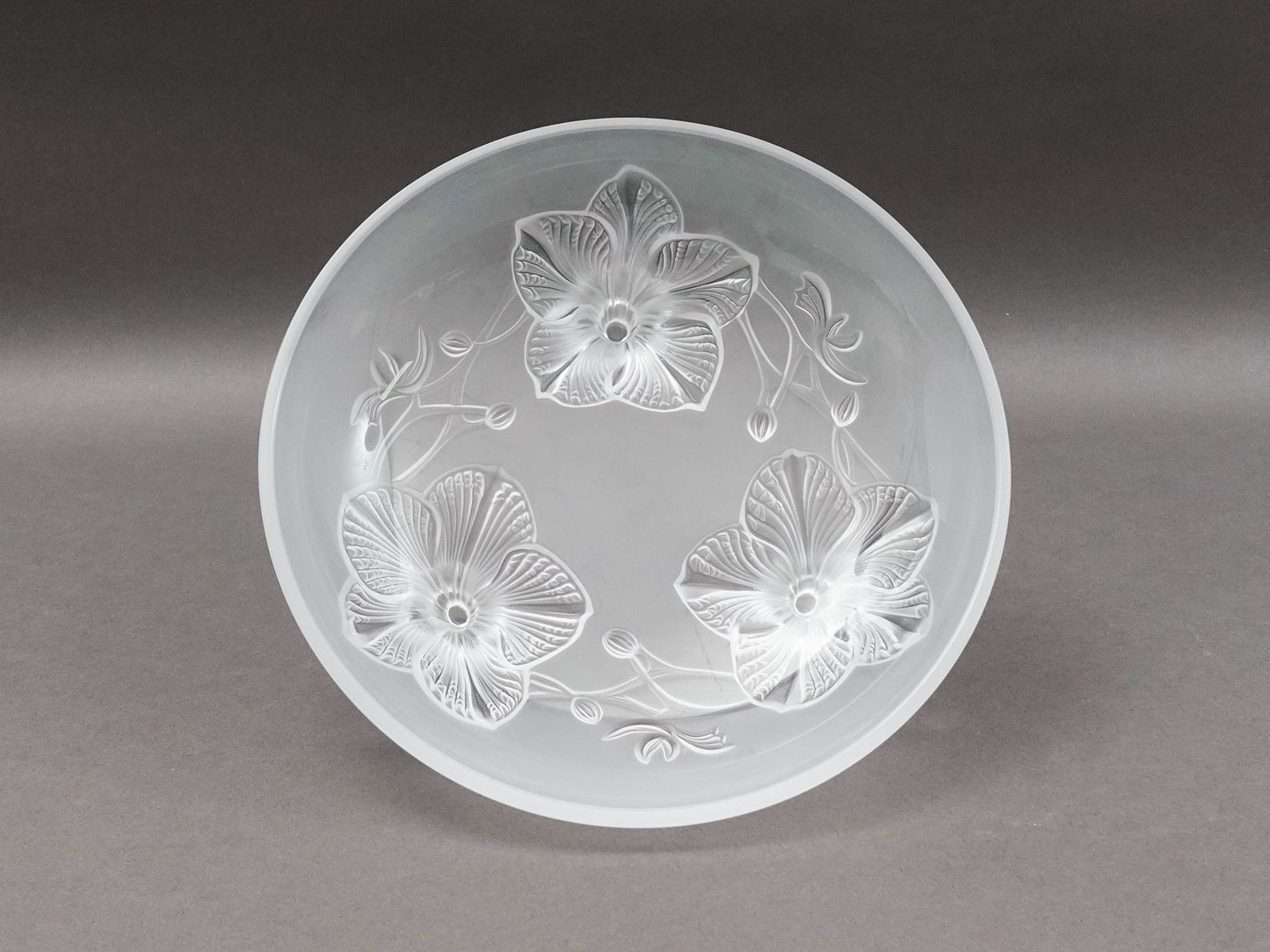 Lalique France Signed Orchidee Lys Orchid Three Footed Crystal Centerpiece Bowl
