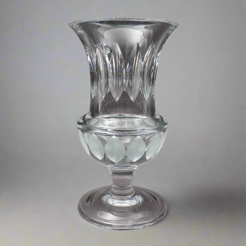 Cartier Crystal France Vintage La Maison Du Shogun Cut Glass Vase 8 3/4"