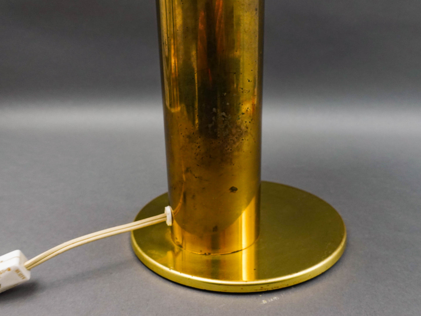 Pierre Cardin Style Vintage Modernist Brass Table Desk Lamp (Read)