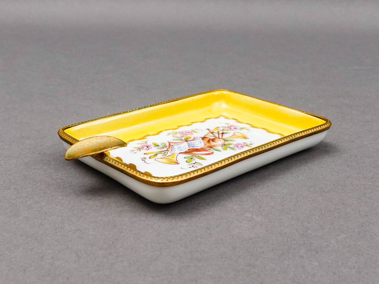Limoges France Decore A La Main Handpainted Porcelain Bronze Ormolu Ashtray Dish