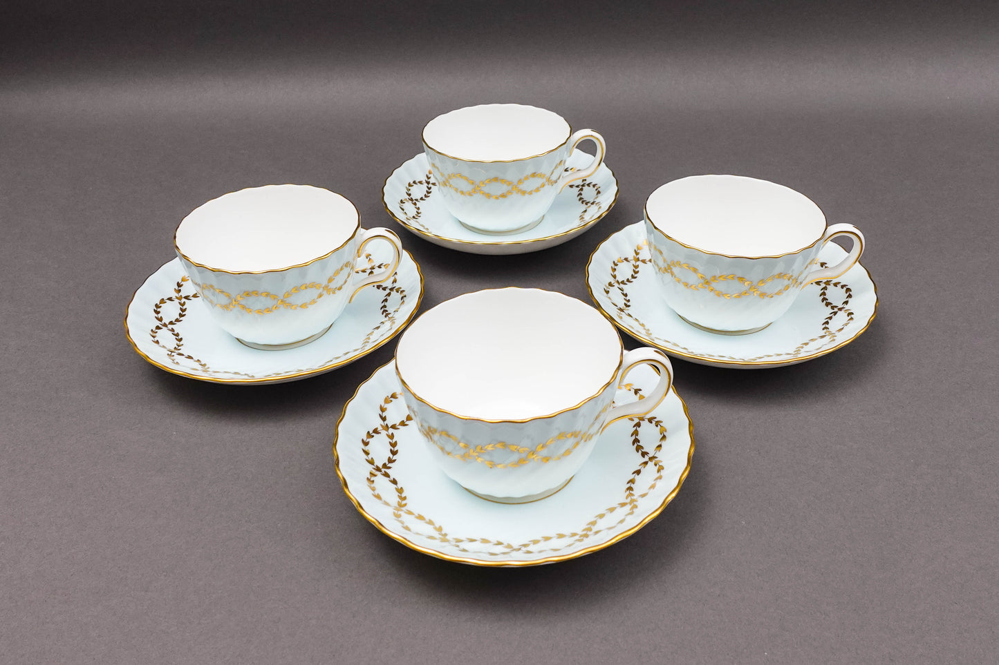 Minton England S600 Gold Laurel Leaves Light Blue Tea Cup & Saucer Set Of 4