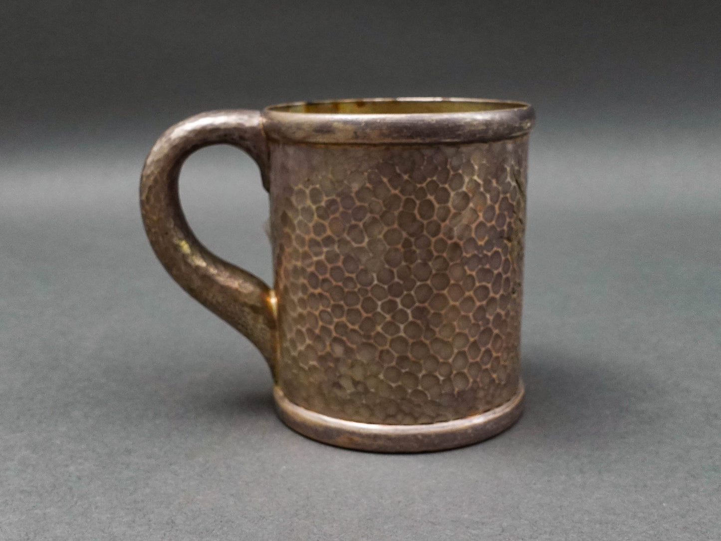 Tiffany & Co Antique Hammered Sterling Silver Child's Baby Mug Cup 1884 (Read)