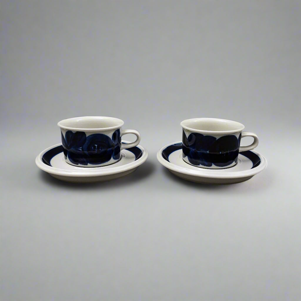 Arabia Finland Ulla Procope Anemone Demitasse Espresso Cup & Saucer Set Of 2