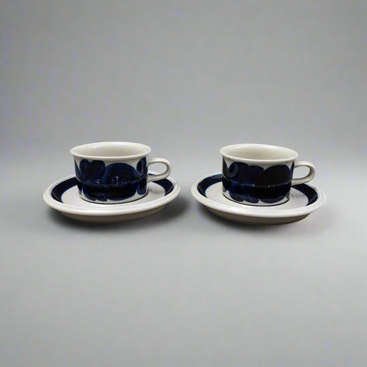 Arabia Finland Ulla Procope Anemone Demitasse Espresso Cup & Saucer Set Of 2