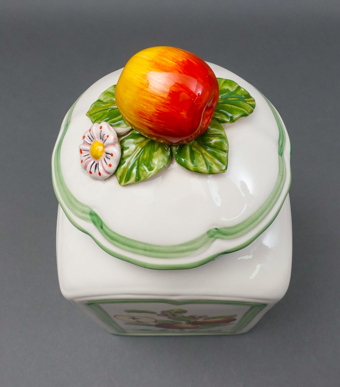 Villeroy & Boch Germany French Garden Charm Malus Sylvestris Lidded Jar Canister