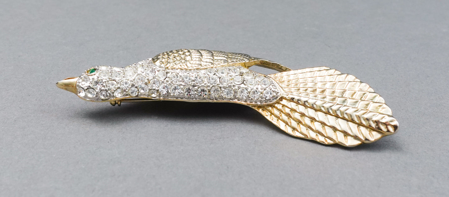 Unsigned Large Gold Tone Pave Rhinestone Bird On Perch Pin Brooch 3 7/8"