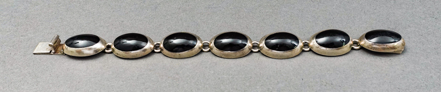 Vintage Taxco Mexico 925 Sterling Silver Black Onyx Oval Cabochon Bracelet