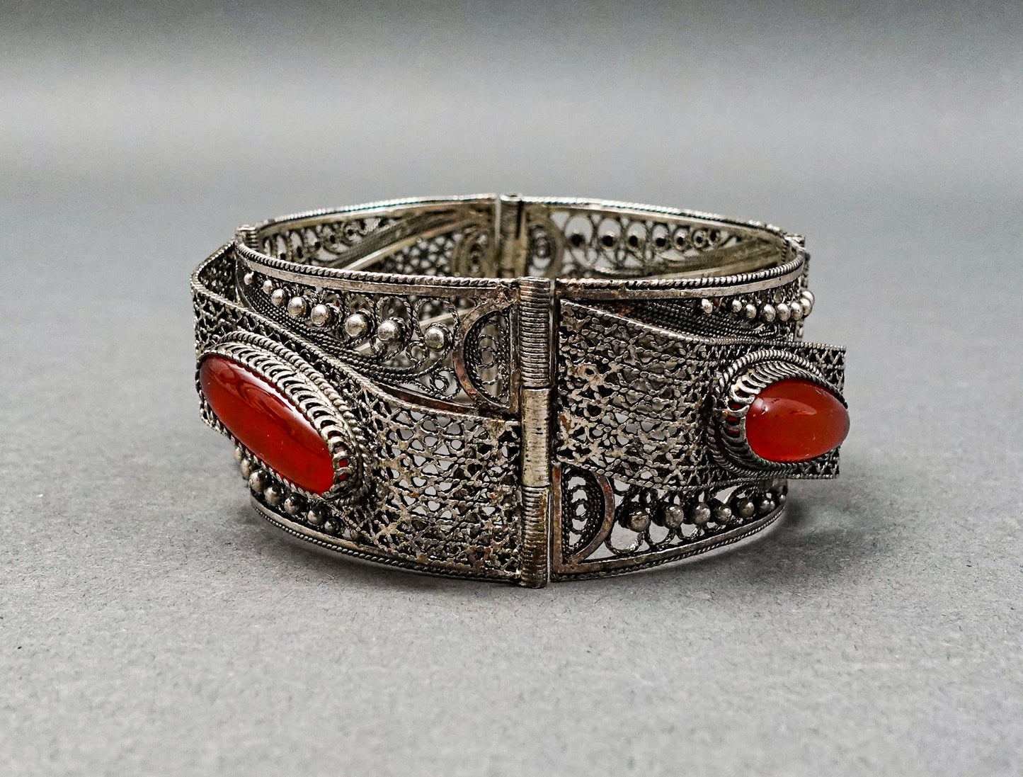 Antique Sterling Silver Filigree Red Gemstone Cabochon Hinged Bracelet