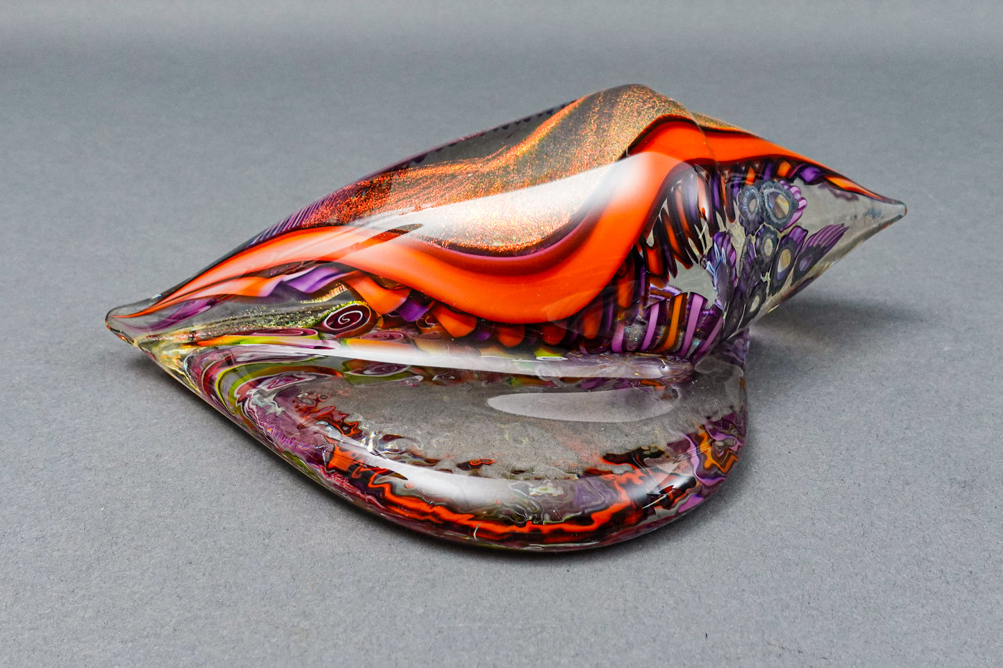 James Nowak Signed Studio Art Glass Sea Conch Shell Paperweight Sculpture
