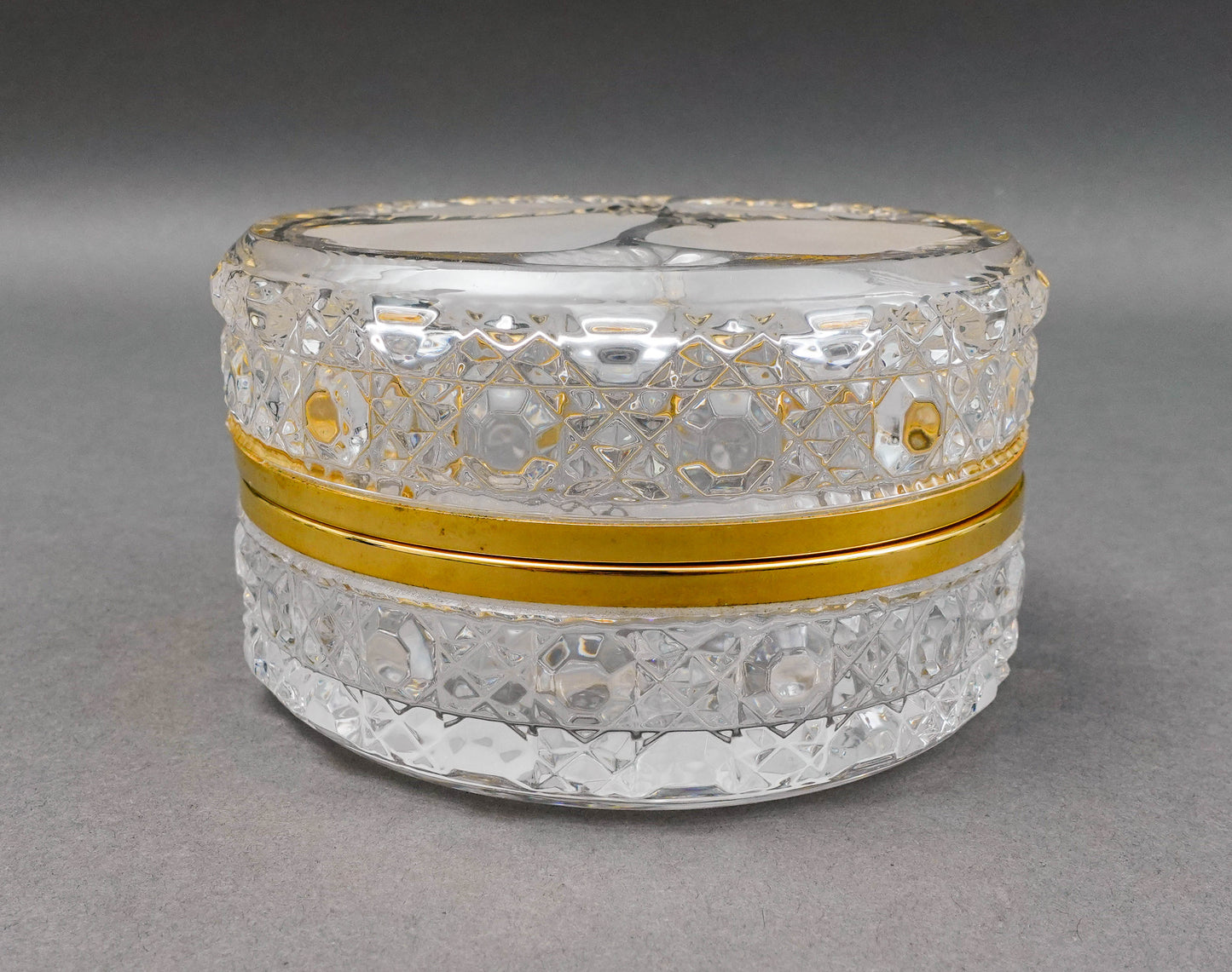 Vintage Cut Crystal Glass Round Dresser Trinket Jewelry Hinged Box Casket Fruits