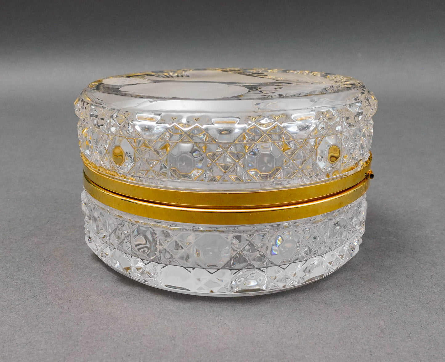 Vintage Cut Crystal Glass Round Dresser Trinket Jewelry Hinged Box Casket Fruits