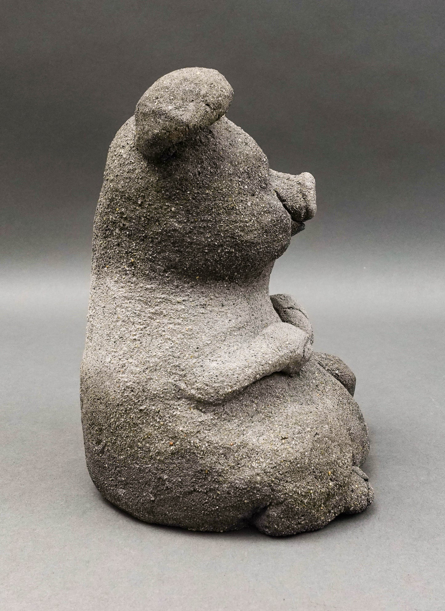 Lou Rankin Signed Original 1998 Whimsical Concrete Pig Sculpture 8 1/2"